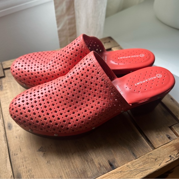 EUC Rockport Adiprene Adidas Coral Leather Clogs Slides Heels - Picture 3 of 8